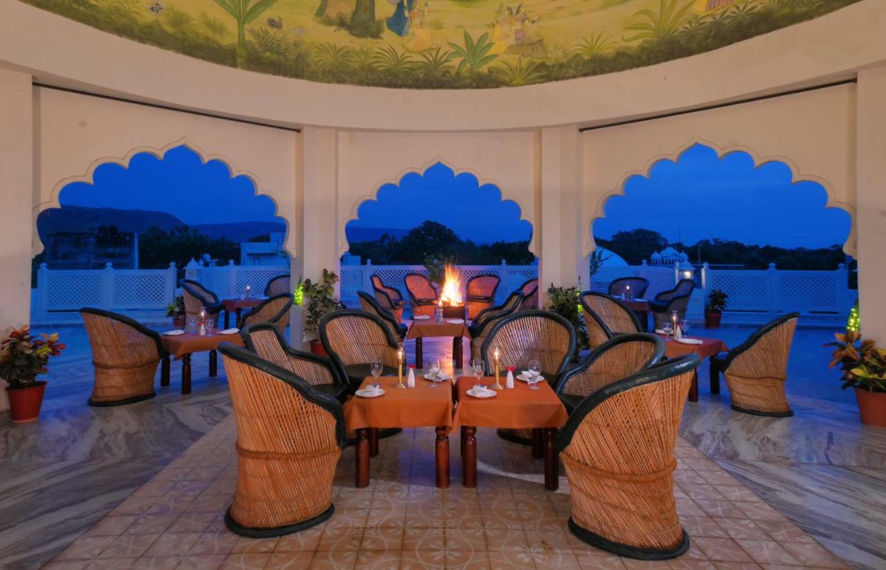 Resort Anuraga Palace