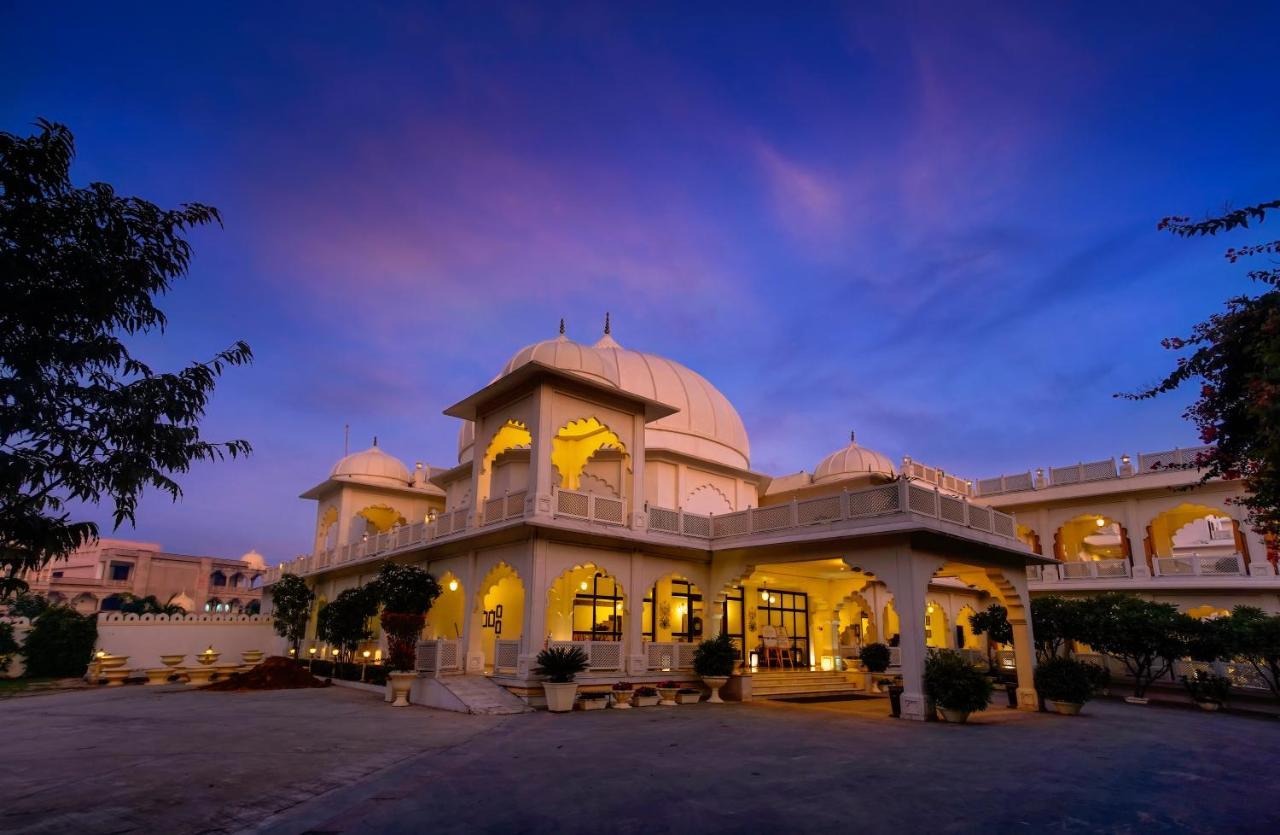 Anuraga Palace Resort